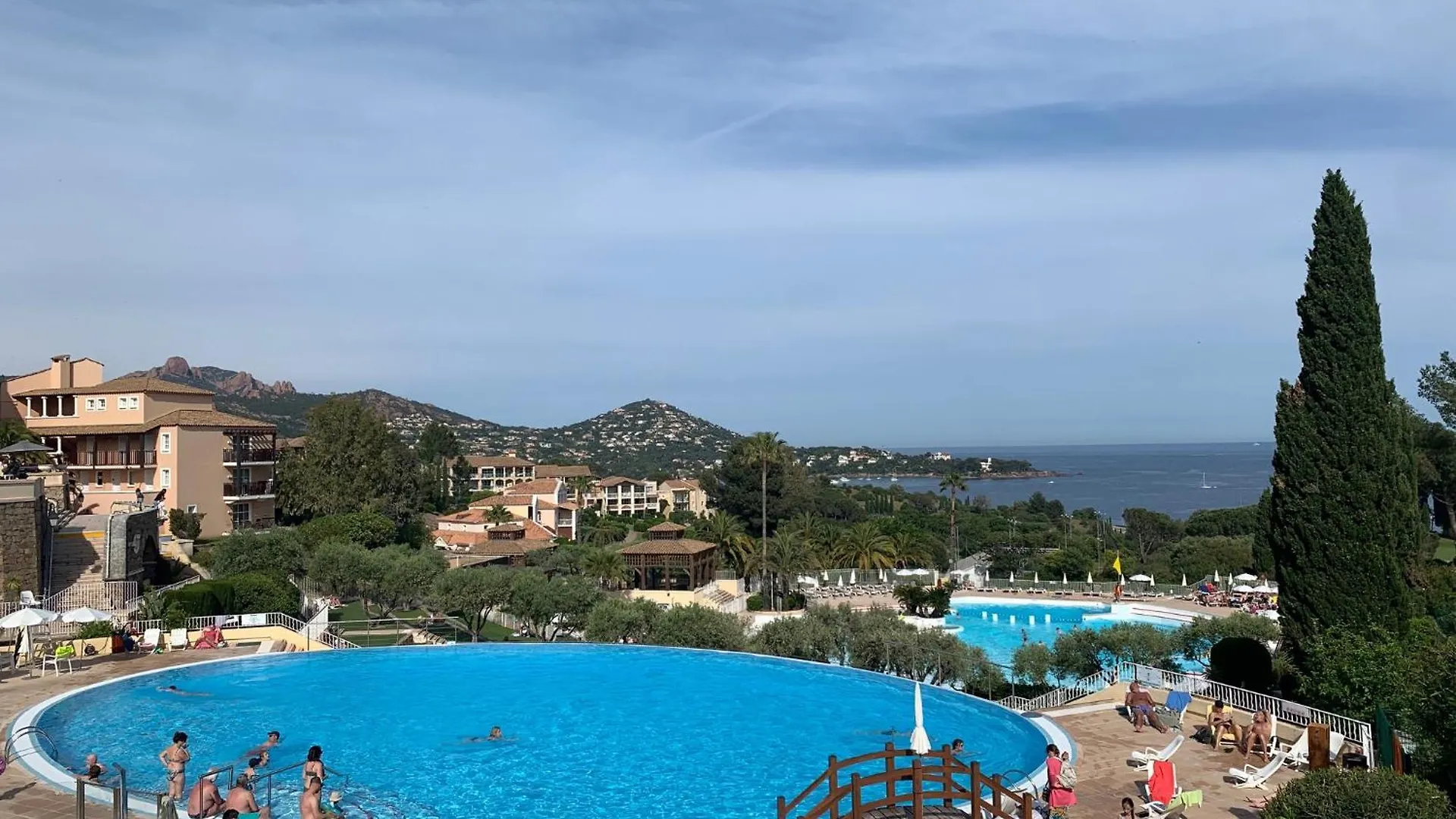 Cap Esterel - Endroit Magique Entre Mer Et L'Esterel - Agreable 2 Pieces Au Gout Du Jour Vue Mer Saint-Raphael  Apartment