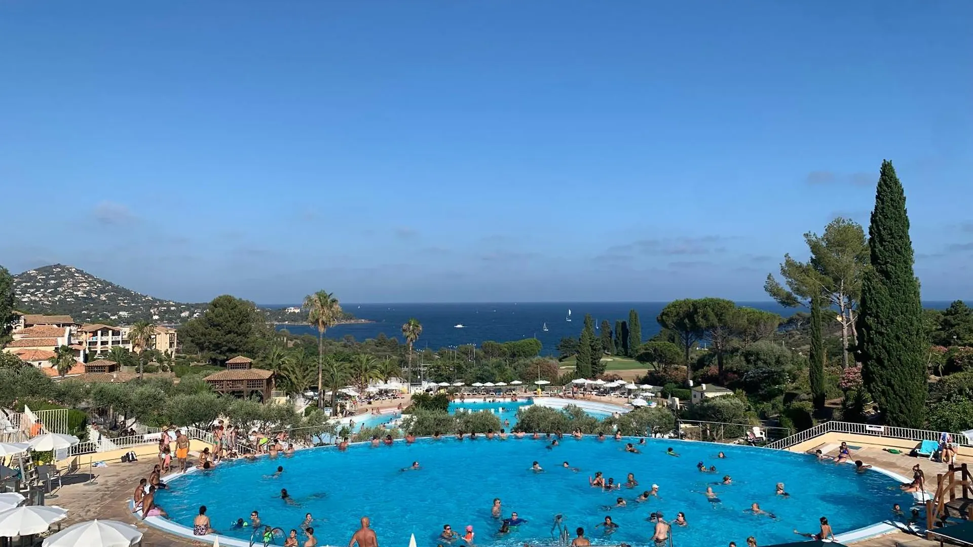 Apartment Cap Esterel - Endroit Magique Entre Mer Et L'Esterel - Agreable 2 Pieces Au Gout Du Jour Vue Mer Saint-Raphael  France