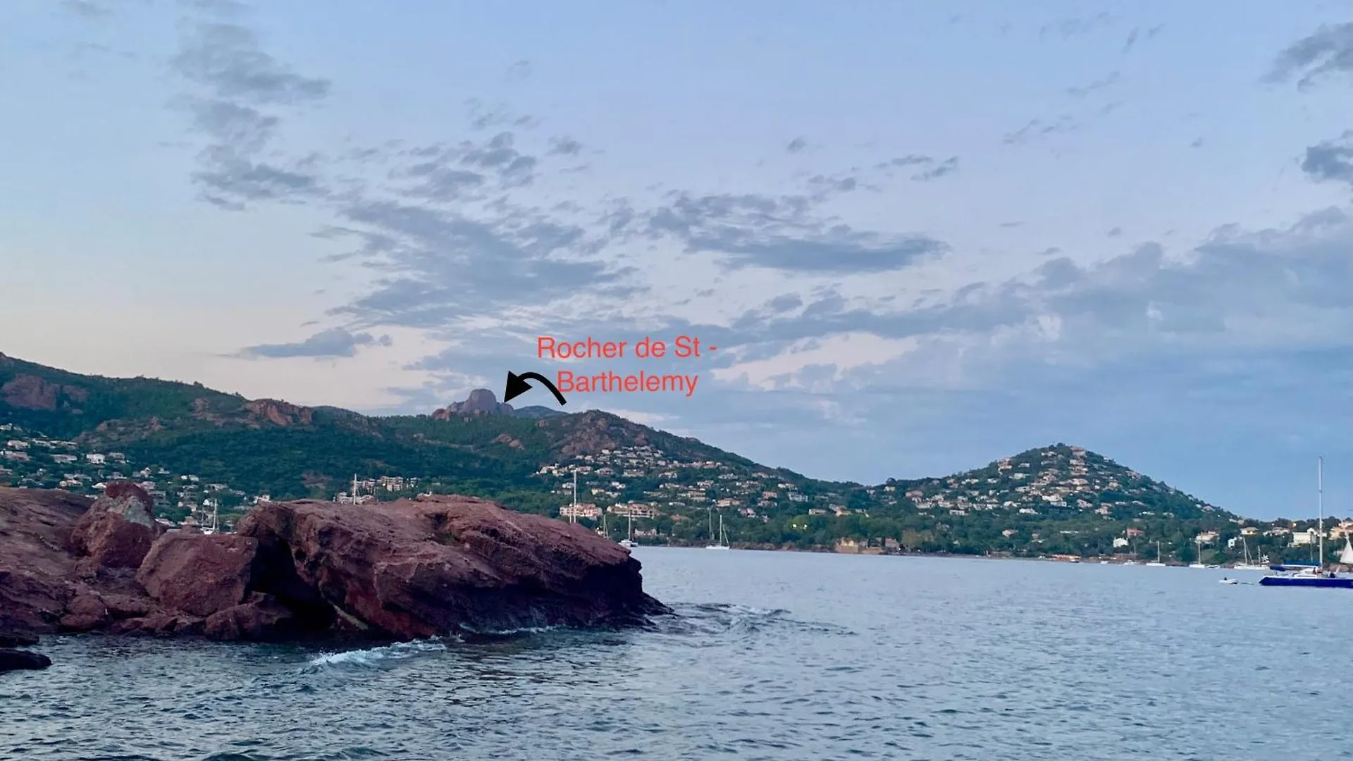 דירה Saint-Raphaël Cap Esterel - Endroit Magique Entre Mer Et L'Esterel - Agreable 2 Pieces Au Gout Du Jour Vue Mer